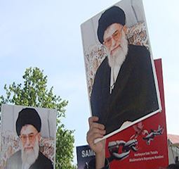 Bakıda İran səfirliyi qarşısında piket keçirilib