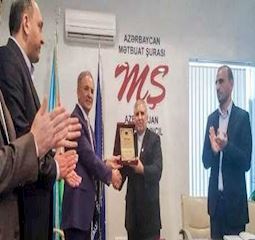 دیپلم افتخار رسانه ای به سفیر ایران در جمهوری آذربایجان اعطا شد