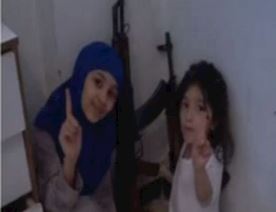 İŞİDin-əlindəki-qızdan-Bakıdakı-atasına-mesaj-“Bomba-atsalar-səni-bir-də-görə-bilməyəcəm”--Video