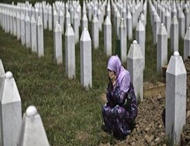 İslam-Aləmi-Liqasının-nümayəndələri-Srebrenitsada-faciə-qurbanlarının-xatirəsini-yad-ediblər