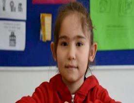8-yaşlı-müsəlman-qız-Beynəlxalq-Riyaziyyat-Yarışmasının-qalibi-olub