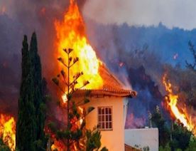Kanar-adalarındakı-vulkan-100dən-çox-evi-yandırıb