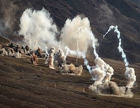 İranın-şimalqərbində-SEPAHın-təlim-bölgəsində-güclü-artilleriya-atəşi